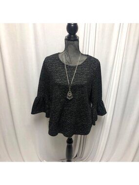 W5 Top Womens Size Medium Black Bell Sleeve Zippered Back Sweatshirt Comfy Chic